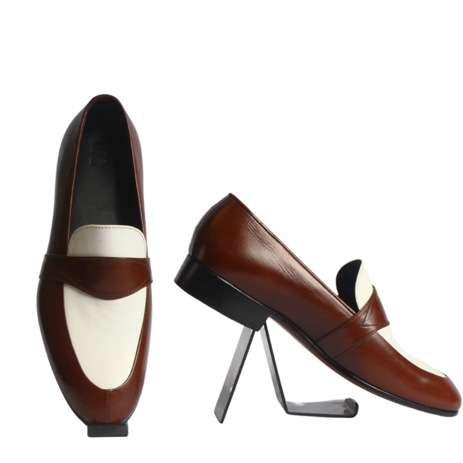 Cuero Cameron Two-Toned Loafers