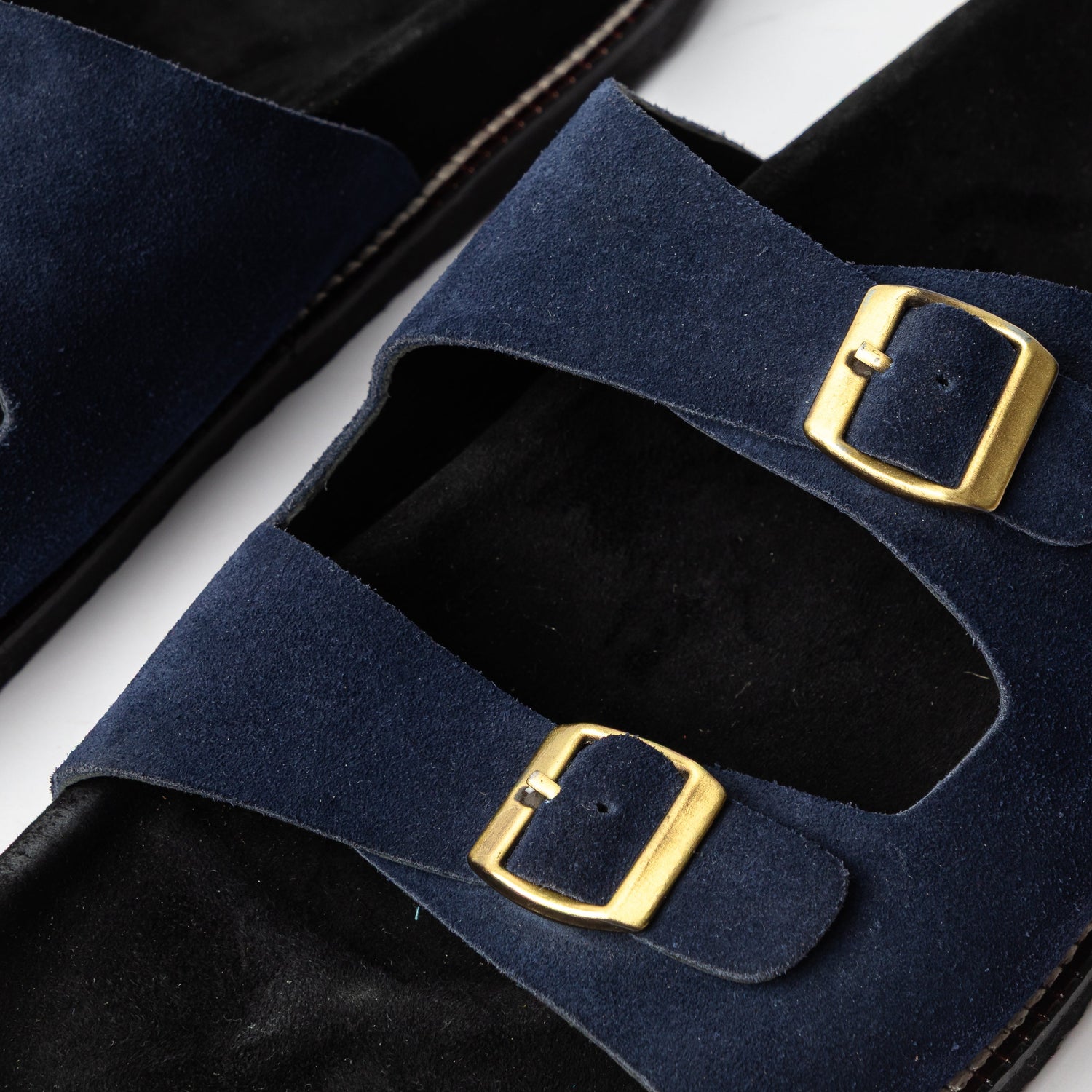 Cuero Azure Sliders