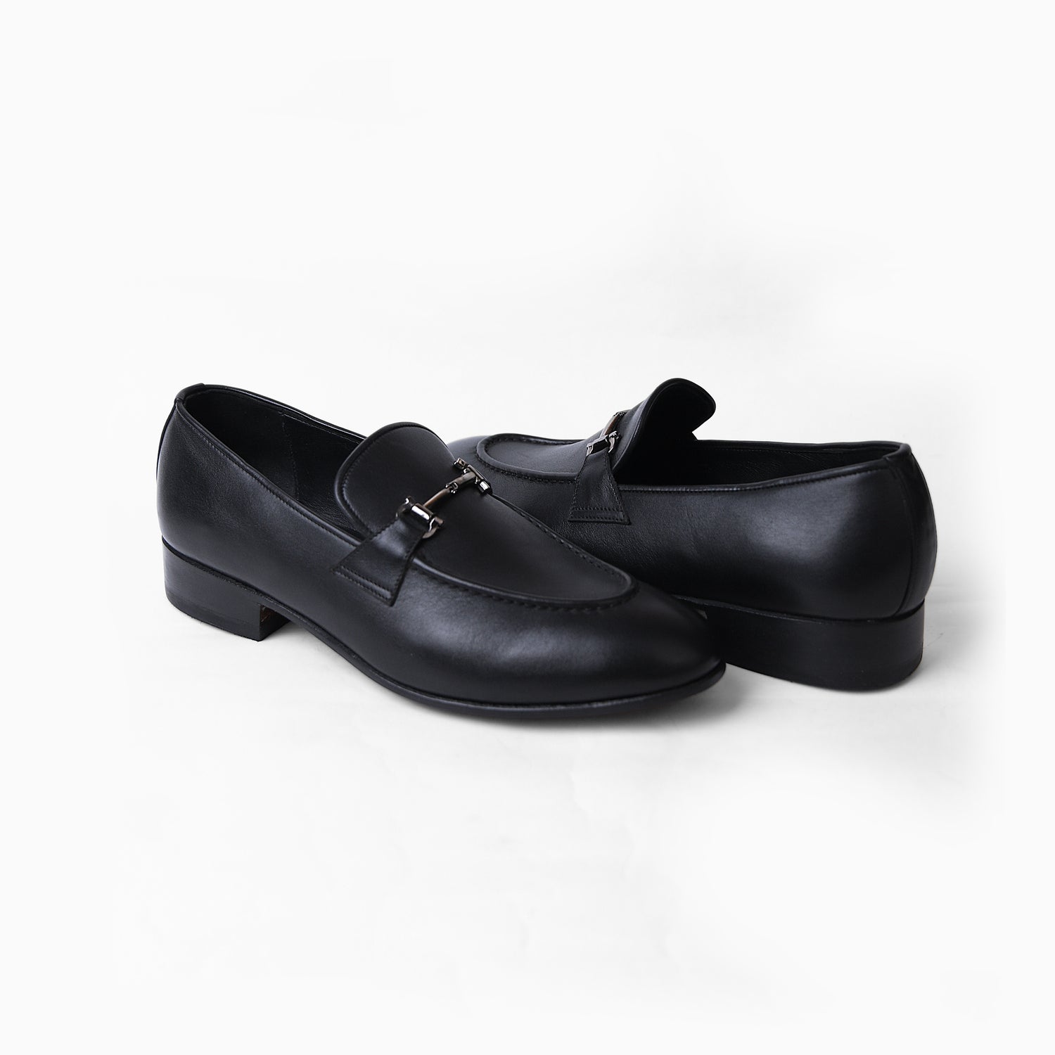 Cuero Obsidian Tommy Loafers