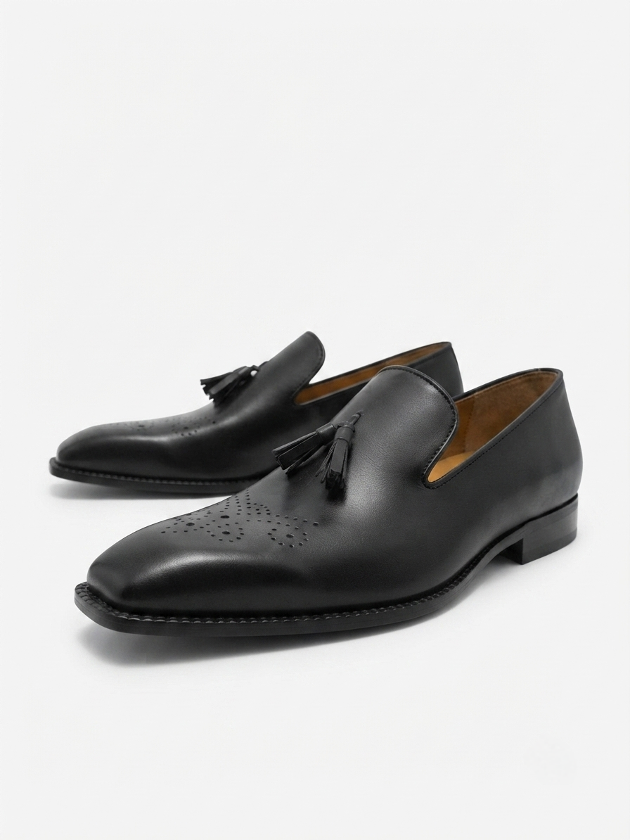 Cuero Punch Cap Tassel Loafers