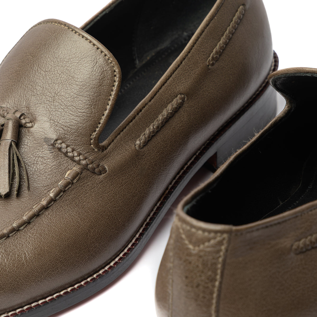 Cuero Kangaroo Loafers Grey