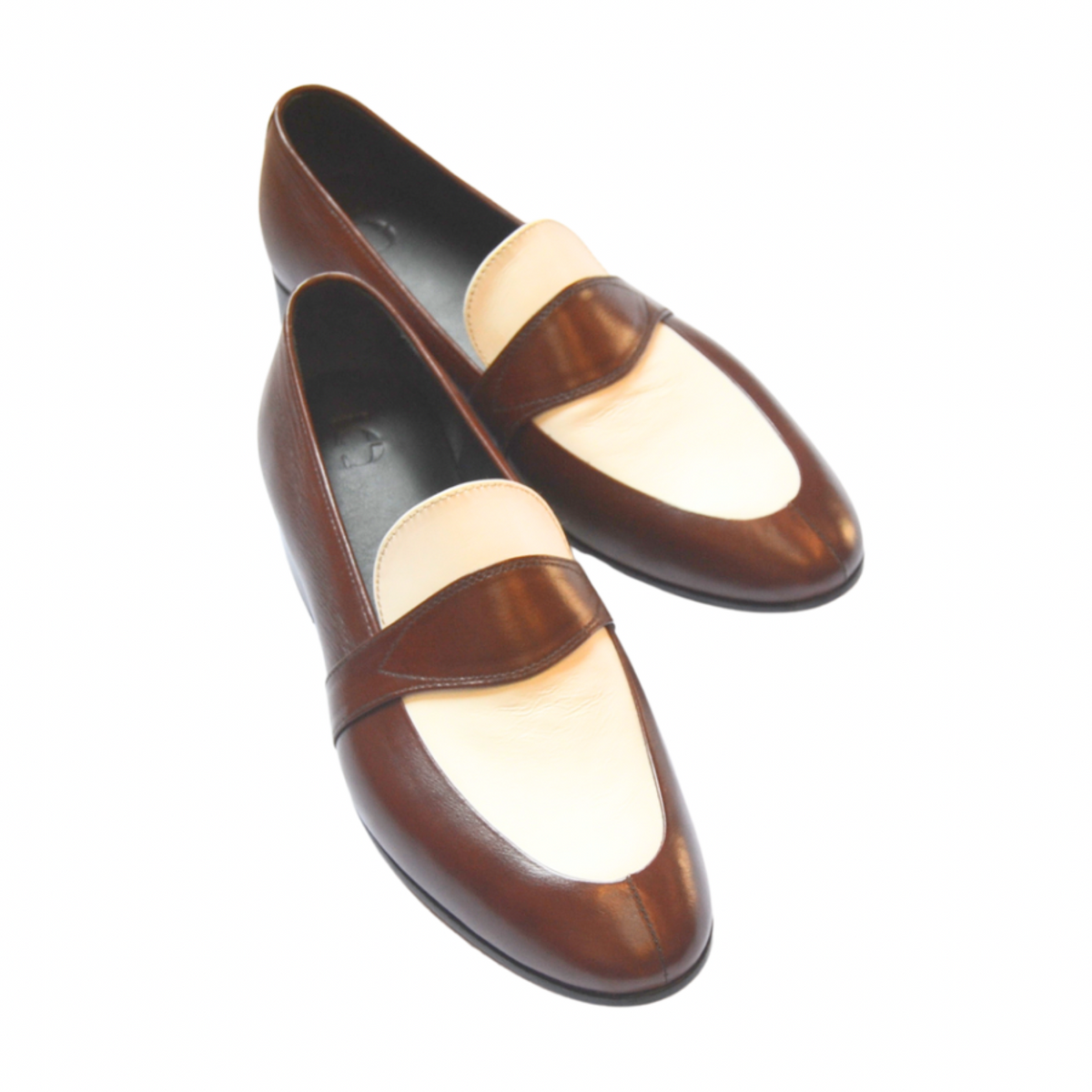 Cuero Cameron Two-Toned Loafers