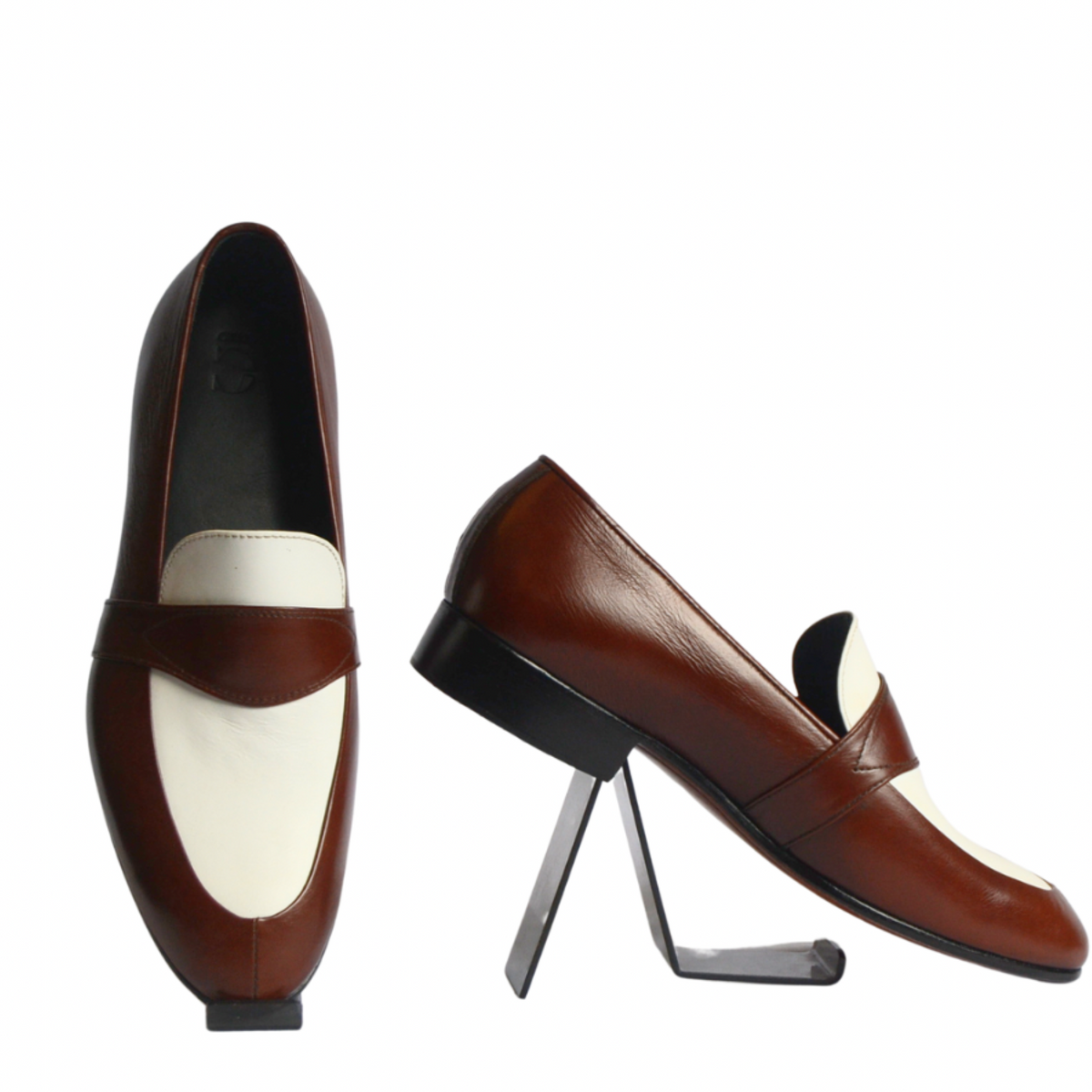 Cuero Cameron Two-Toned Loafers